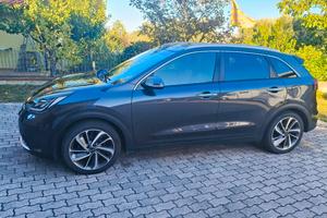 Kia Niro full Hybrid cambio automatico 