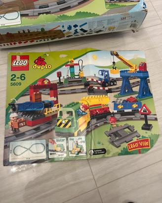 Lego duplo treno elettrico