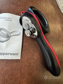 Apriscatole Tupperware