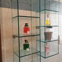 Scaffali in cristallo