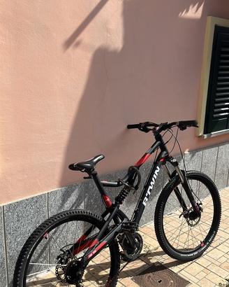 Bicicletta mountin bike B-TWIN