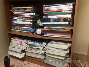 Libri medie + istituto tecnico Gramsci-Einaudi