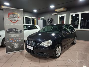 Volkswagen Polo 1.4 TDI 3 porte Sportline NEOPATEN