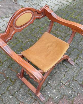 Poltroncina arredamento 