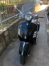 Vespa 300 super