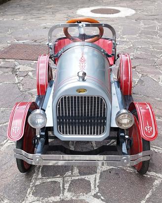 auto a pedali 