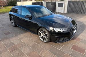 Audi A4 40 TDI QUATTRO S-TRONIC