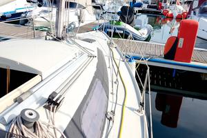 barca a vela Comet 800