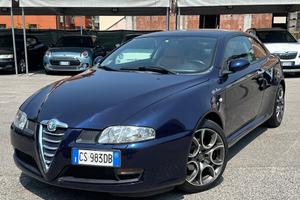 Alfa Romeo GT 2.0 JTS 16V Luxury