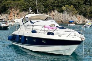 MOTOSCAFO FAIRLINE TARGA 39 perfetto 700 ore