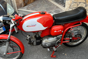 Aermacchi harley davidson ala verde 250