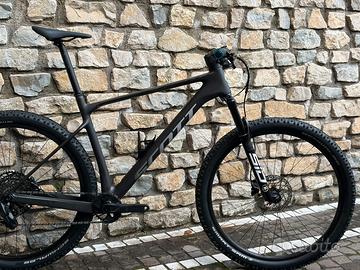 SCOTT SCALE 2025 tg.XL SUPERMOD 🚀