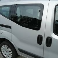 Porta laterale dx nuda FIAT QUBO del 2012