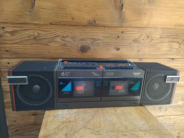 Lettore vintage portatile di cassette Lenco LW 584