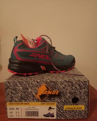 scarpa da trekking 