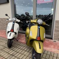 Piaggio Vespa 310 GTS hpe Super Sport
