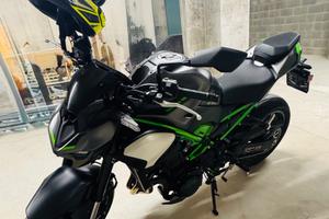 Kawasaki Z900 (2025) - Pari al nuovo - Solo 270 km