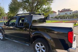 Nissan Navara con gancio traino