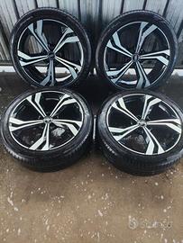 GOMME E CERCHI ORIGINALI AUDI SPORT Q3 