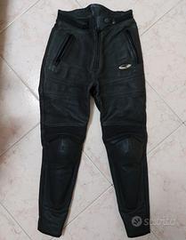 Pantalone in pelle da moto donna con protezioni