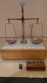 Bilancia da orafo usata