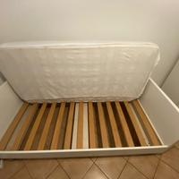 Letto singolo con materasso
