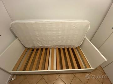 Letto singolo con materasso