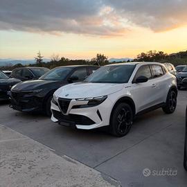 Alfa Romeo Junior 1.2 ibrida Speciale 145cv edct6