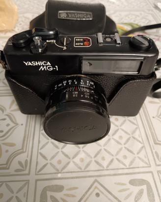 fotocamera Yashica mg1