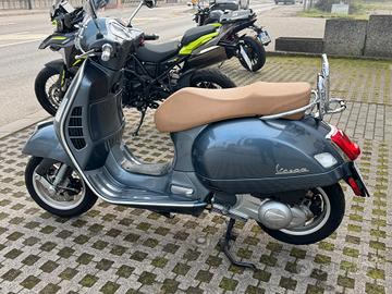 Piaggio Vespa 300 GTS PERFETTA OPTIONAL VARI