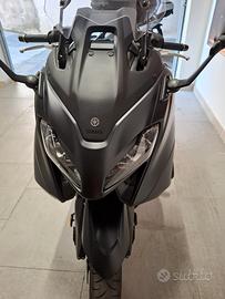 Yamaha T Max 560 - 2023