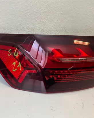 Set Fanali Posteriori Audi S4 B9 restyling 2021 Or