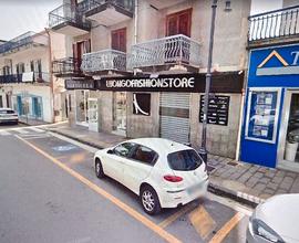 Negozio commerciale centrale agropoli
