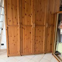 armadio 4ante , cassettiera uguale, comodino