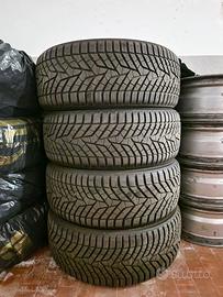 Gomme invernali 215 45 R18 93V Yokohama