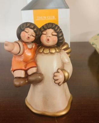 Thun Angelo con Bambino