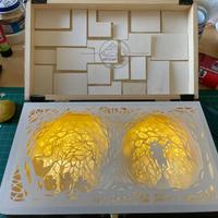 Scrigno/lampada D&D in legno e carta.