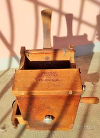 Grattugia per formaggio vintage anni ’60