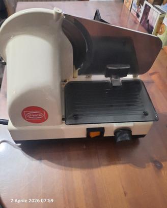 affettatrice vintage marca Quick Mill