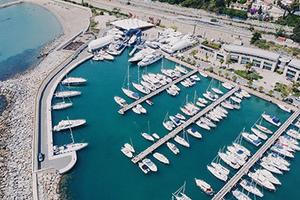 Posto barca + box auto - Marina di San Lorenzo
