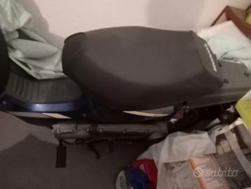 Motociclo Honda 50 vintage mai usata