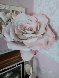 rosa gigante con stelo 