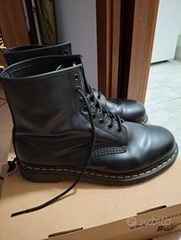DR.MARTENS TG.44 ORIGINALI COME NUOVI