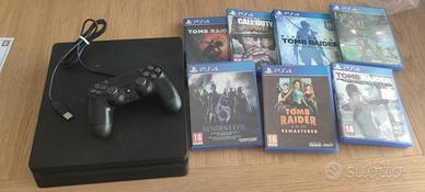 consolle PS4 oltre Giochi 