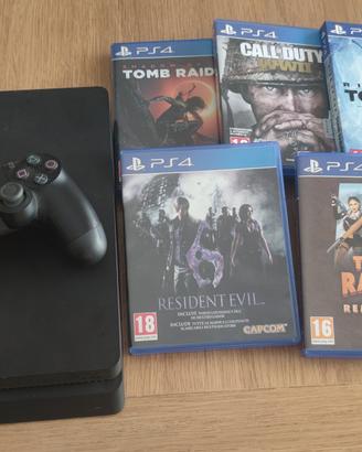 consolle PS4 oltre Giochi 