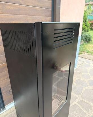 Stufa a pellet  montegrappa 9 kw colore nero
