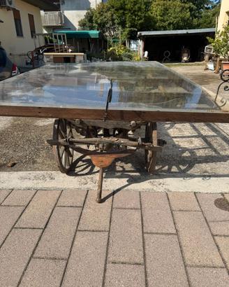 carro antico ben conservato