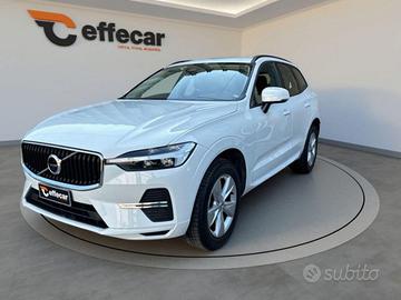 VOLVO XC60 B4 (d) automatico 2.0 197 CV