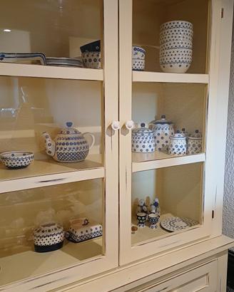 Credenza + vetrina bianco avorio e vasellame Wald