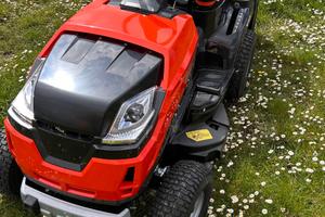 Trattorino tagliaerba Oleo Mac 86R/12.5